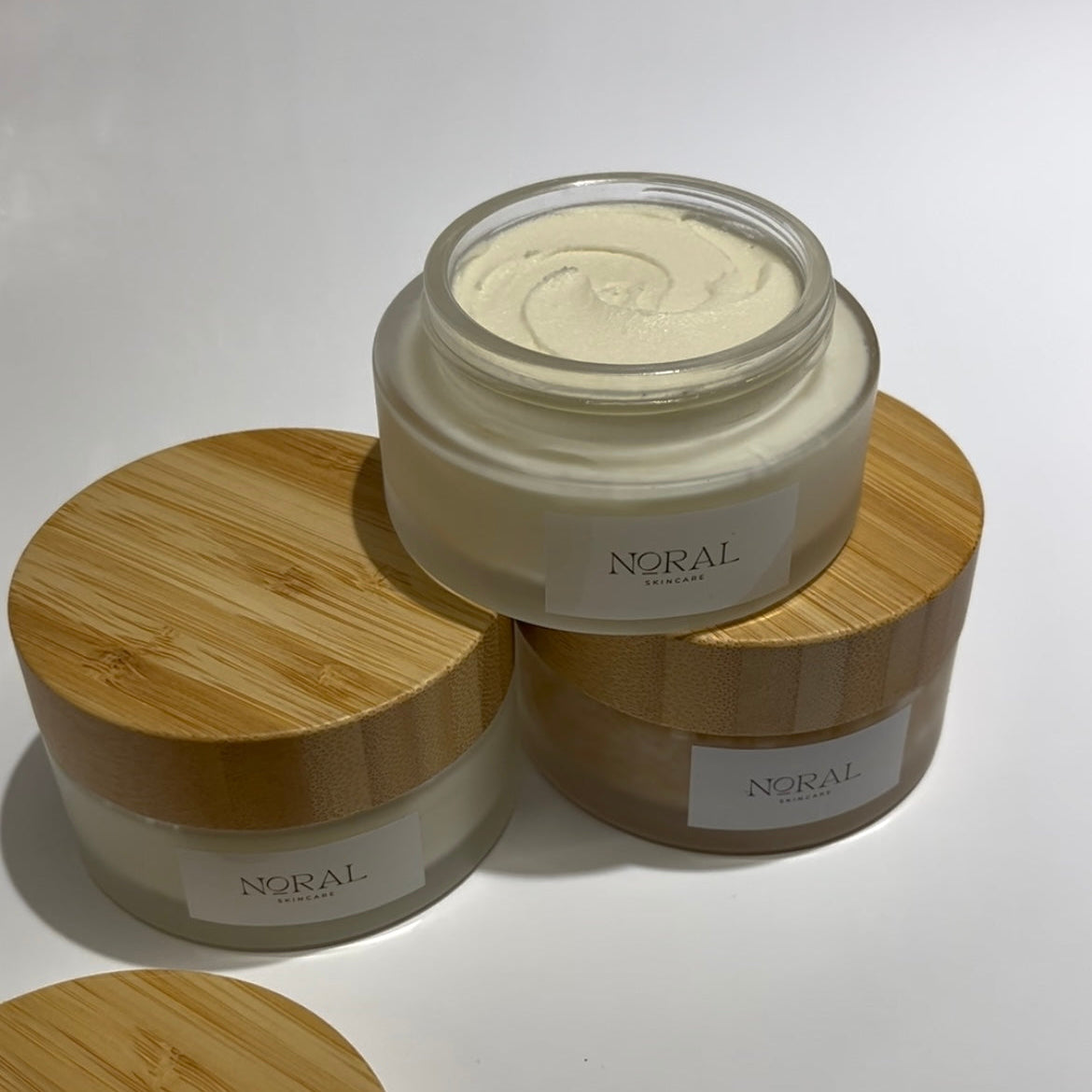Noral Skincare -lahjapakkaus